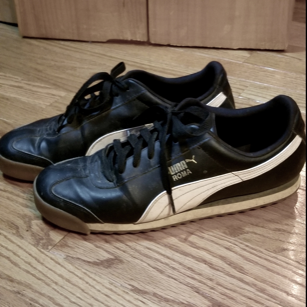 Mens Pumas